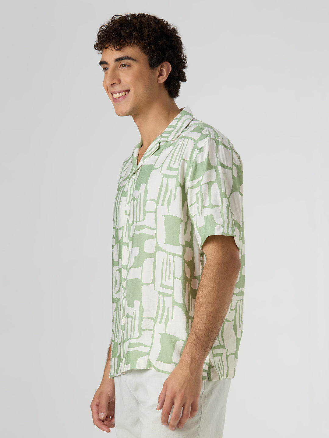 Flint Half-Sleeves Printed Cuban Collar Shirt - Green