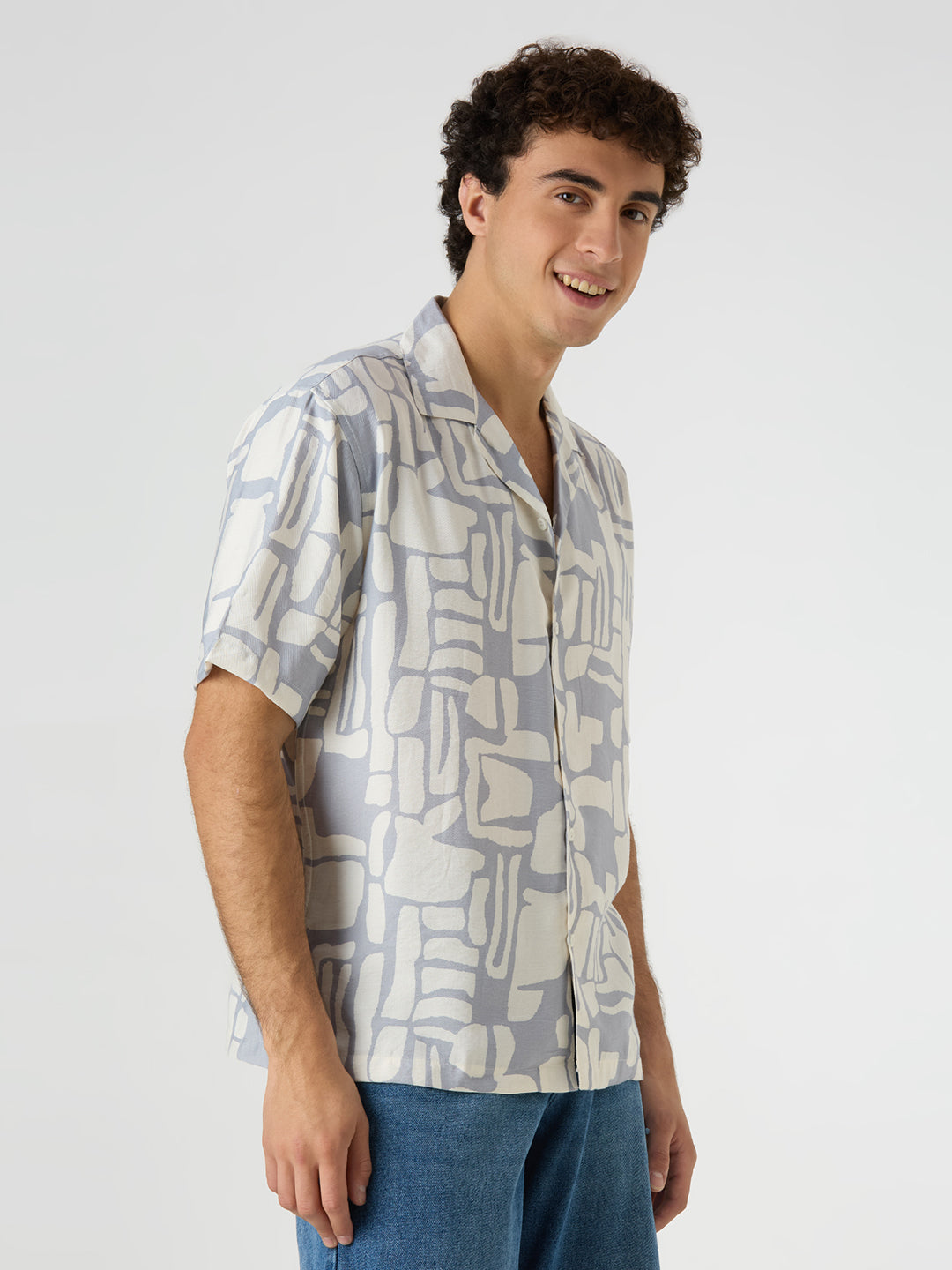 Flint Half-Sleeves Printed Cuban Collar Shirt - Grey