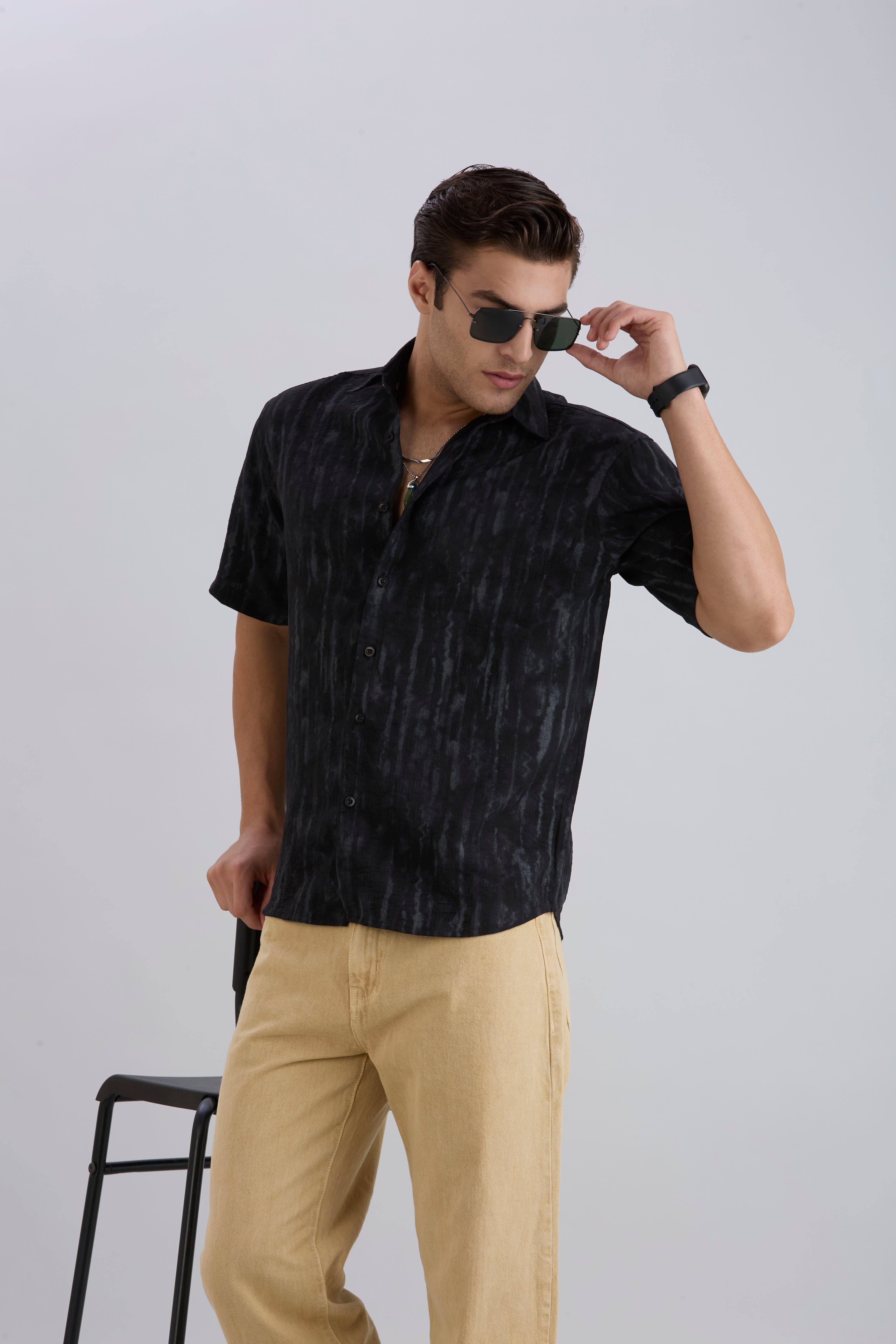 Mist Half-Sleeves Textured shirt - Black