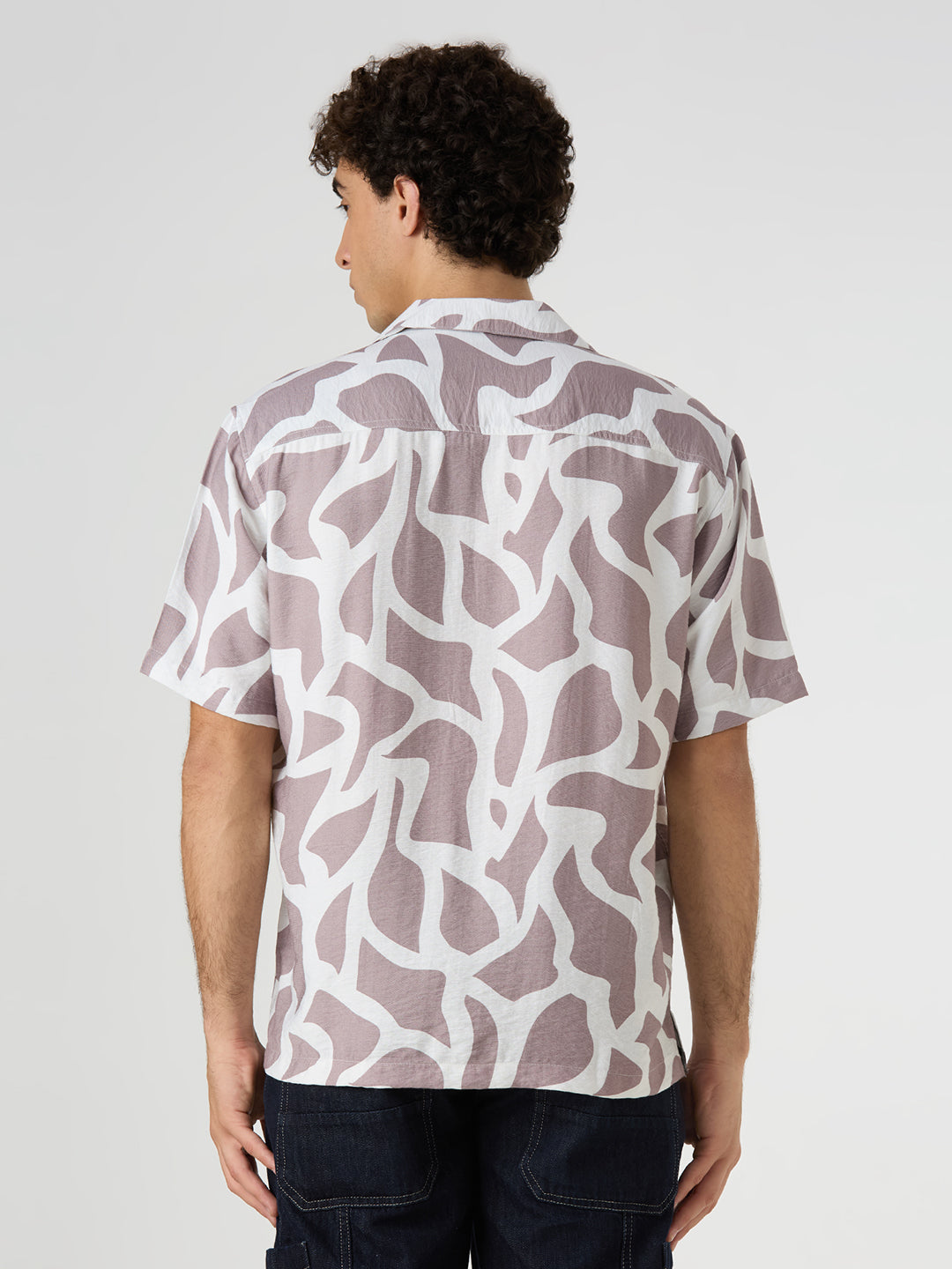Pebble Half-Sleeves Printed Cuban Collar Shirt - Mauve