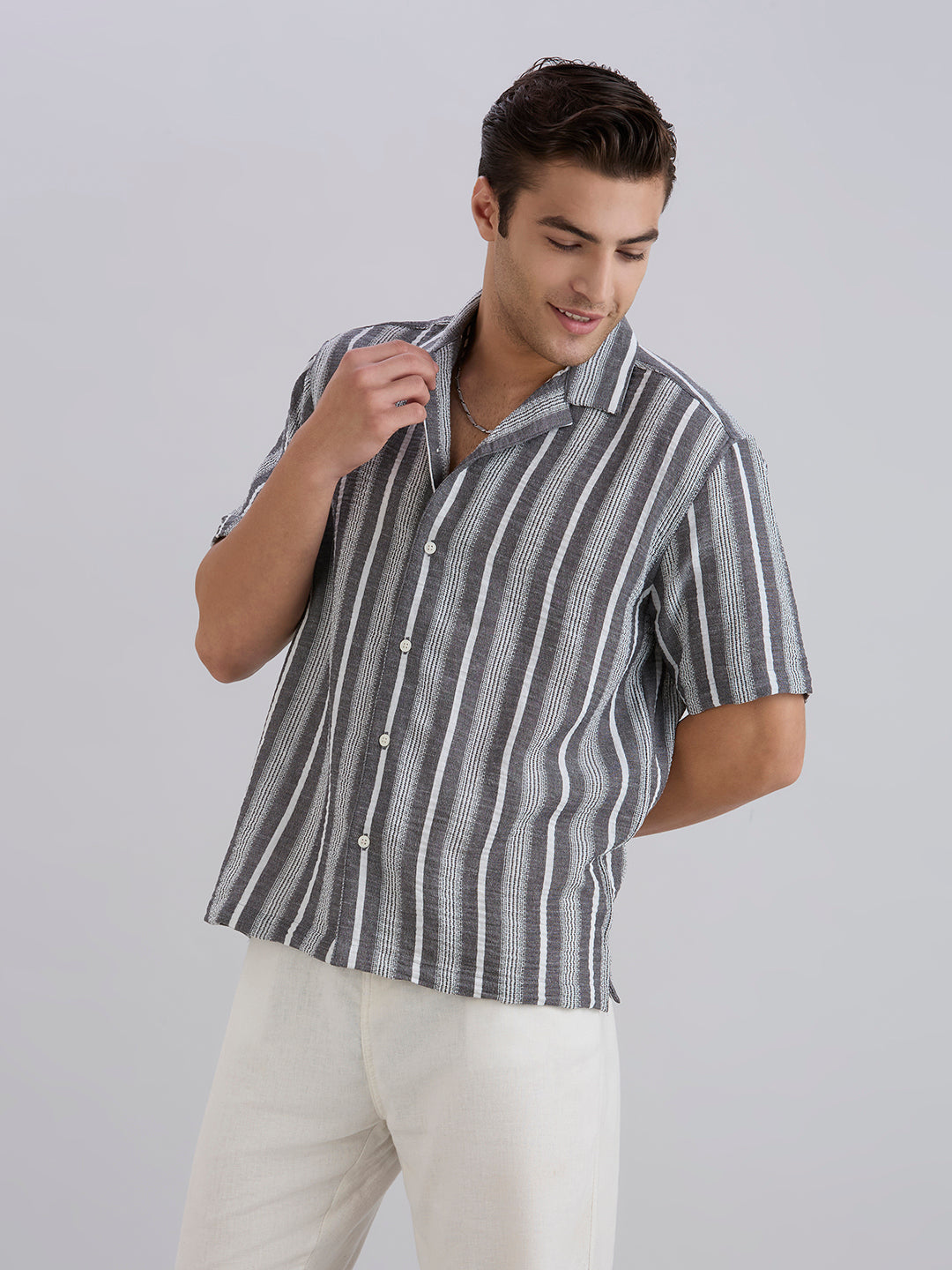 Span Half-Sleeves Striped Cuban Collar Shirt - Black