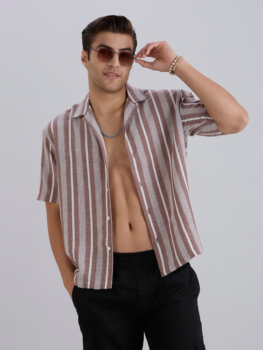 Span Half-Sleeves Striped Cuban Collar Shirt - Brown