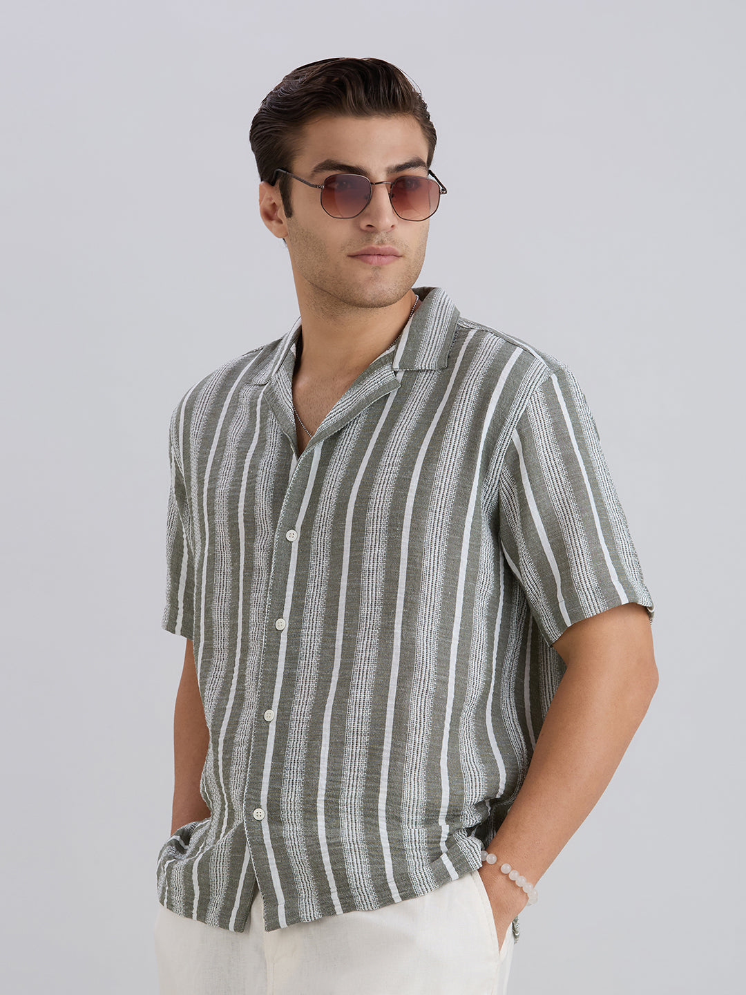 Span Half-Sleeves Striped Cuban Collar Shirt - Green