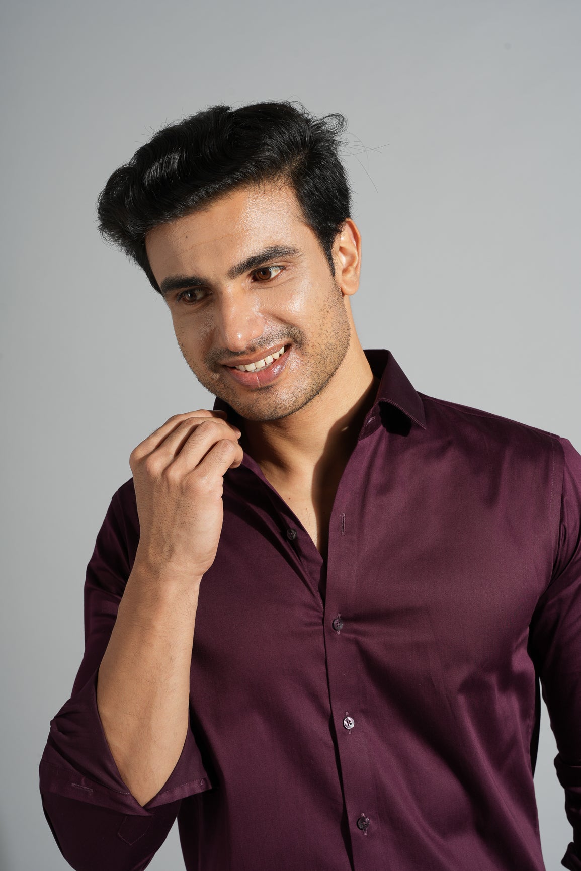 Atria - Classic Solid Slim Fit Shirt - Maroon