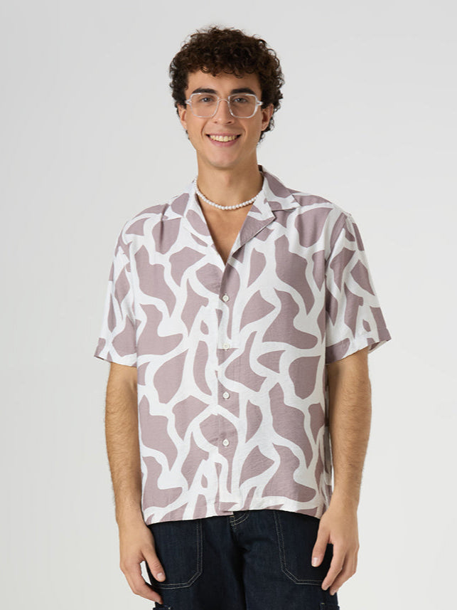 Pebble Half-Sleeves Printed Cuban Collar Shirt - Mauve