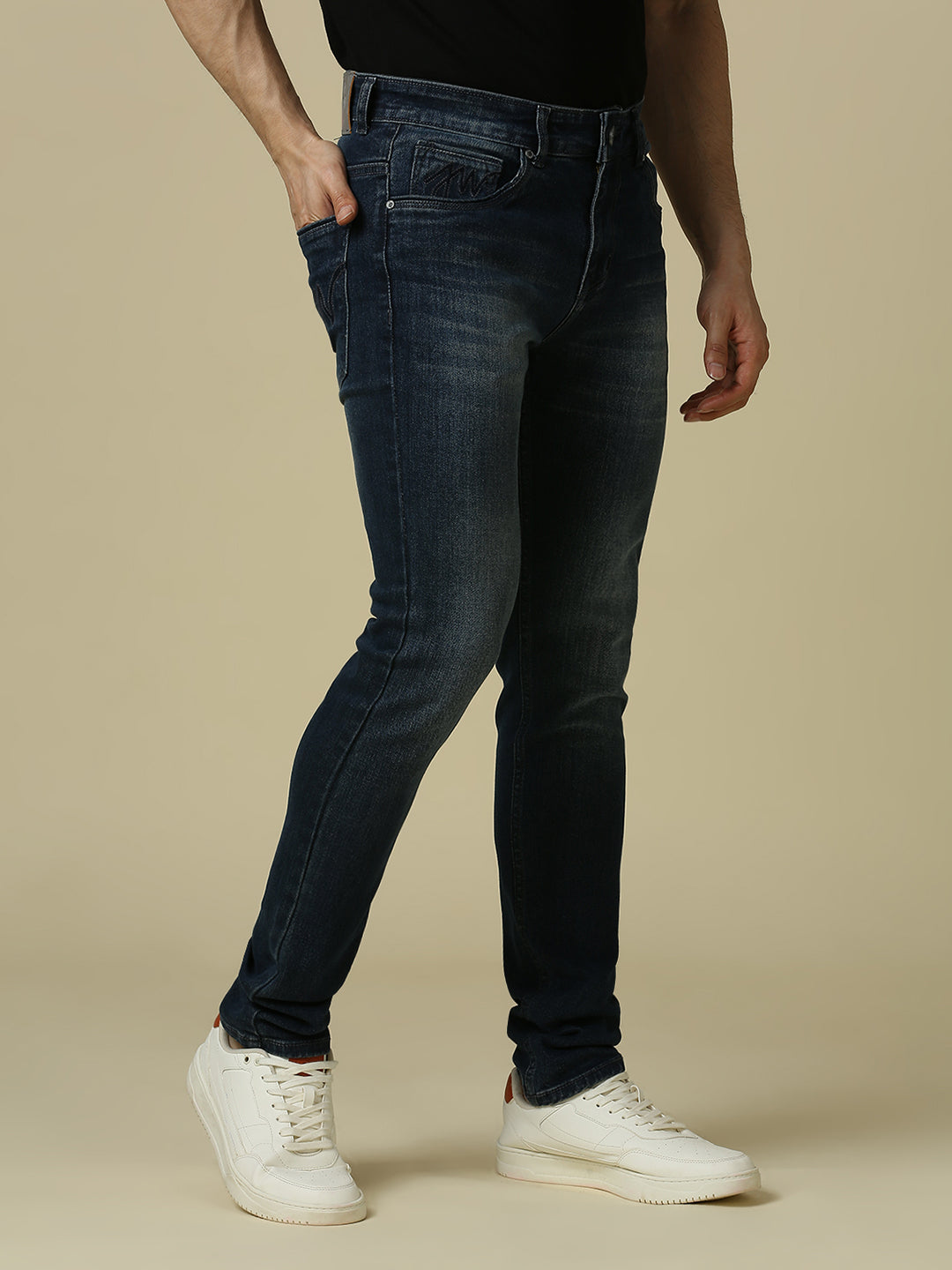 Indigo Trail - Slim Fit jeans