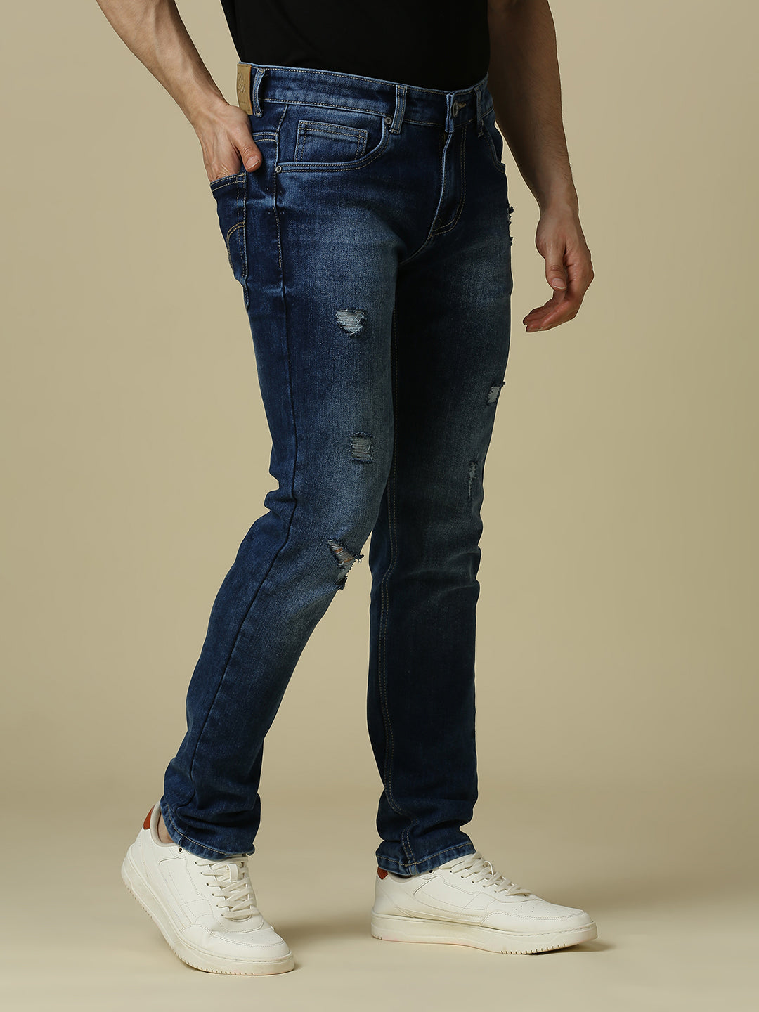 Crimson Stitch - Slim fit Jeans