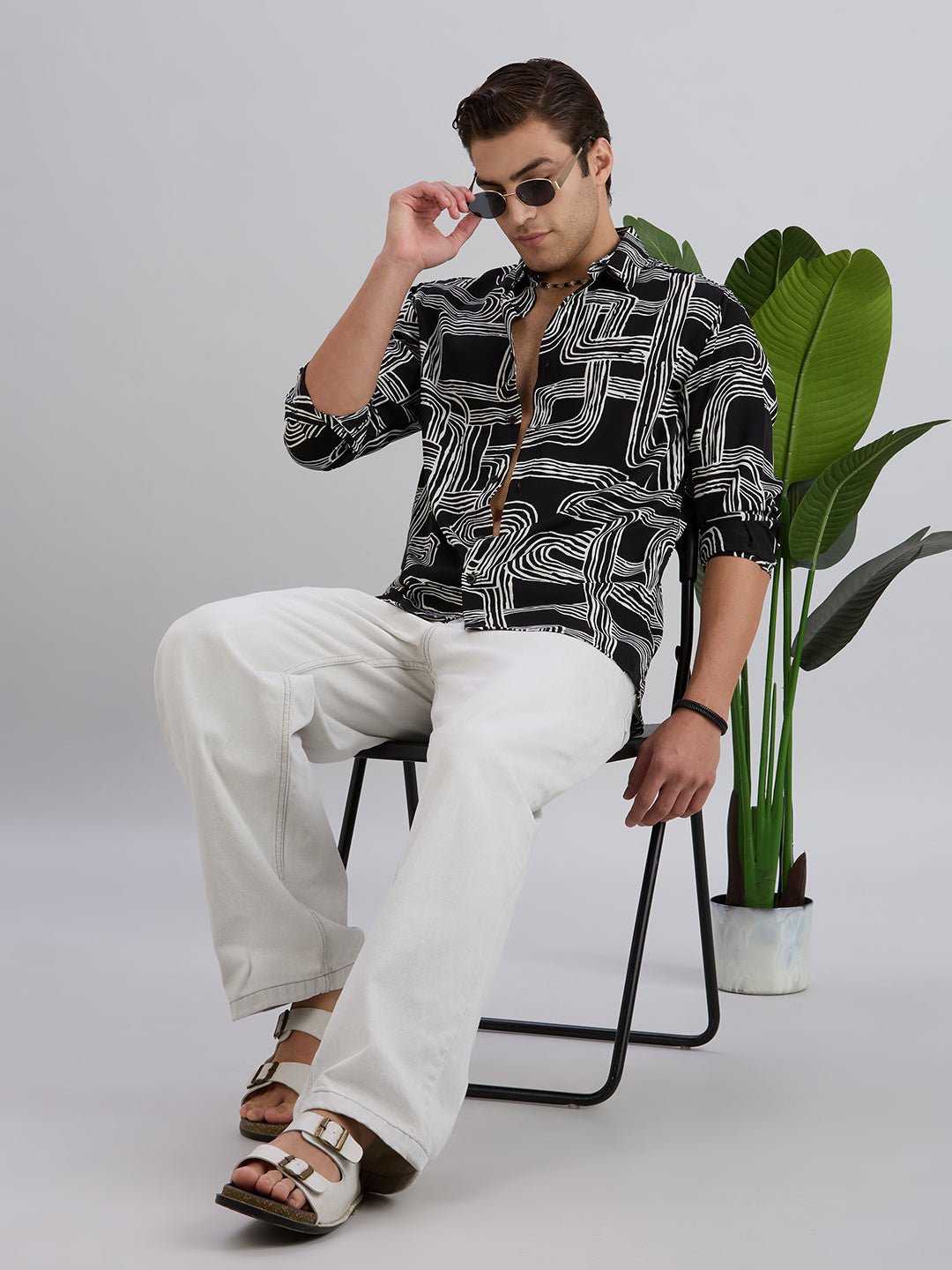 Chromatic Printed Shirt - Black