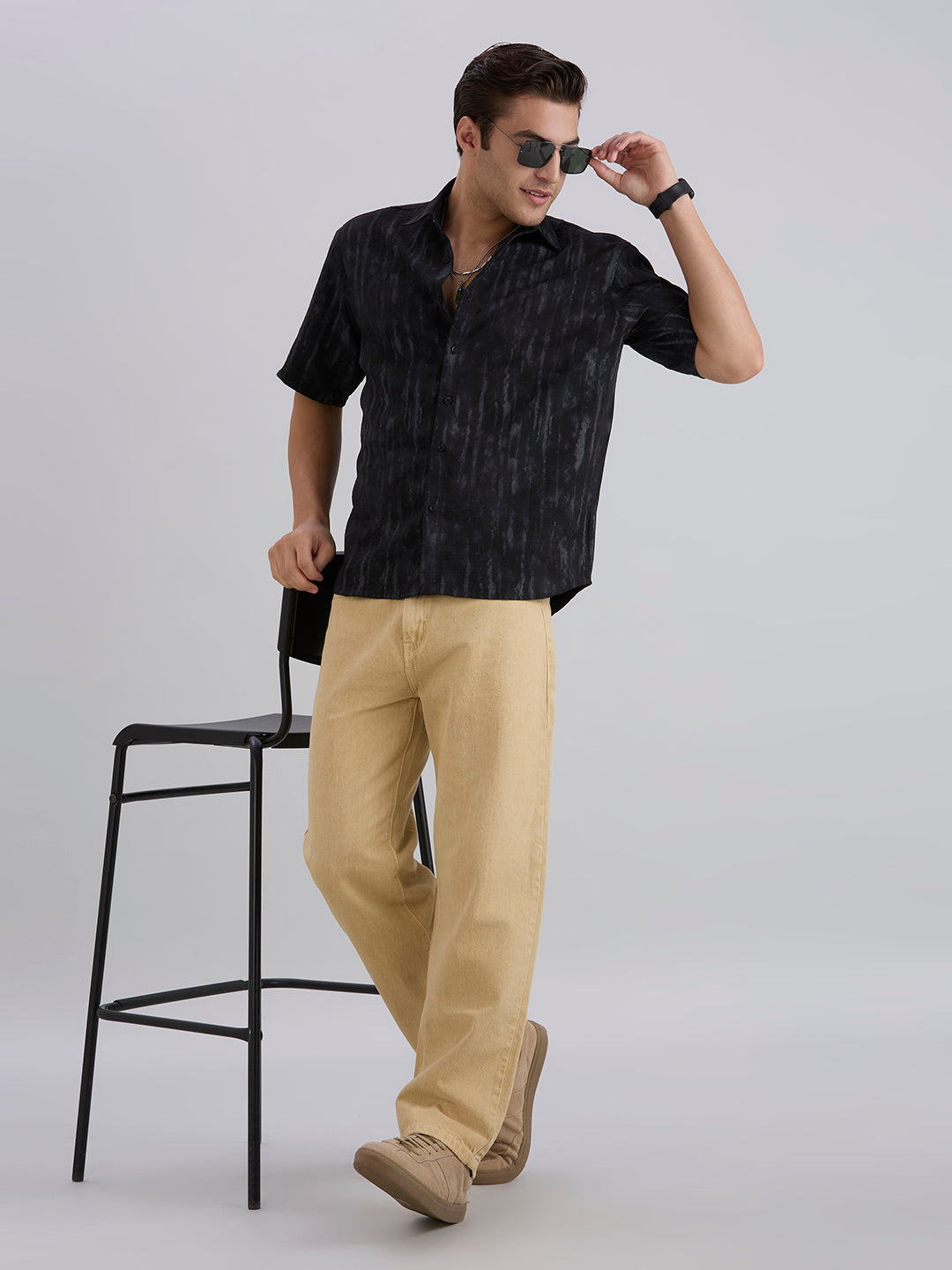 Mist Half-Sleeves Textured shirt - Black