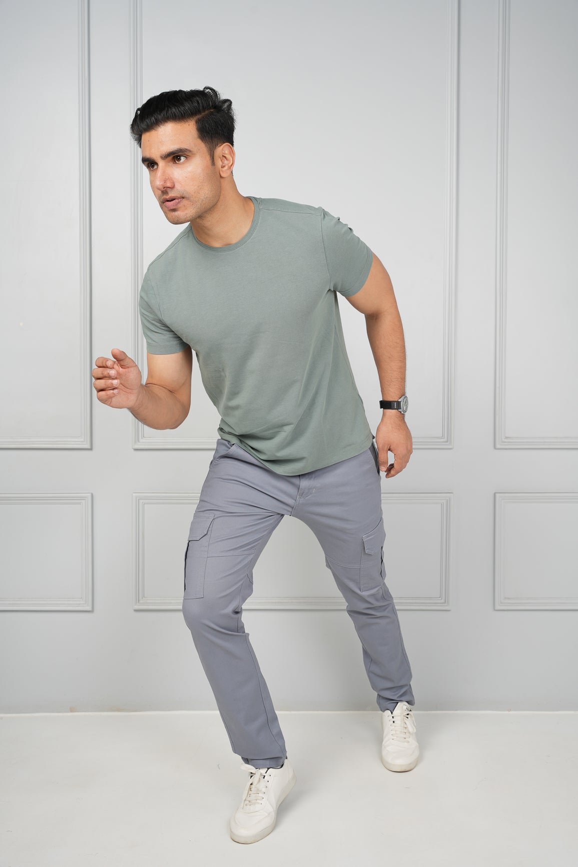 Grey Cargo Pants Outfit for Men