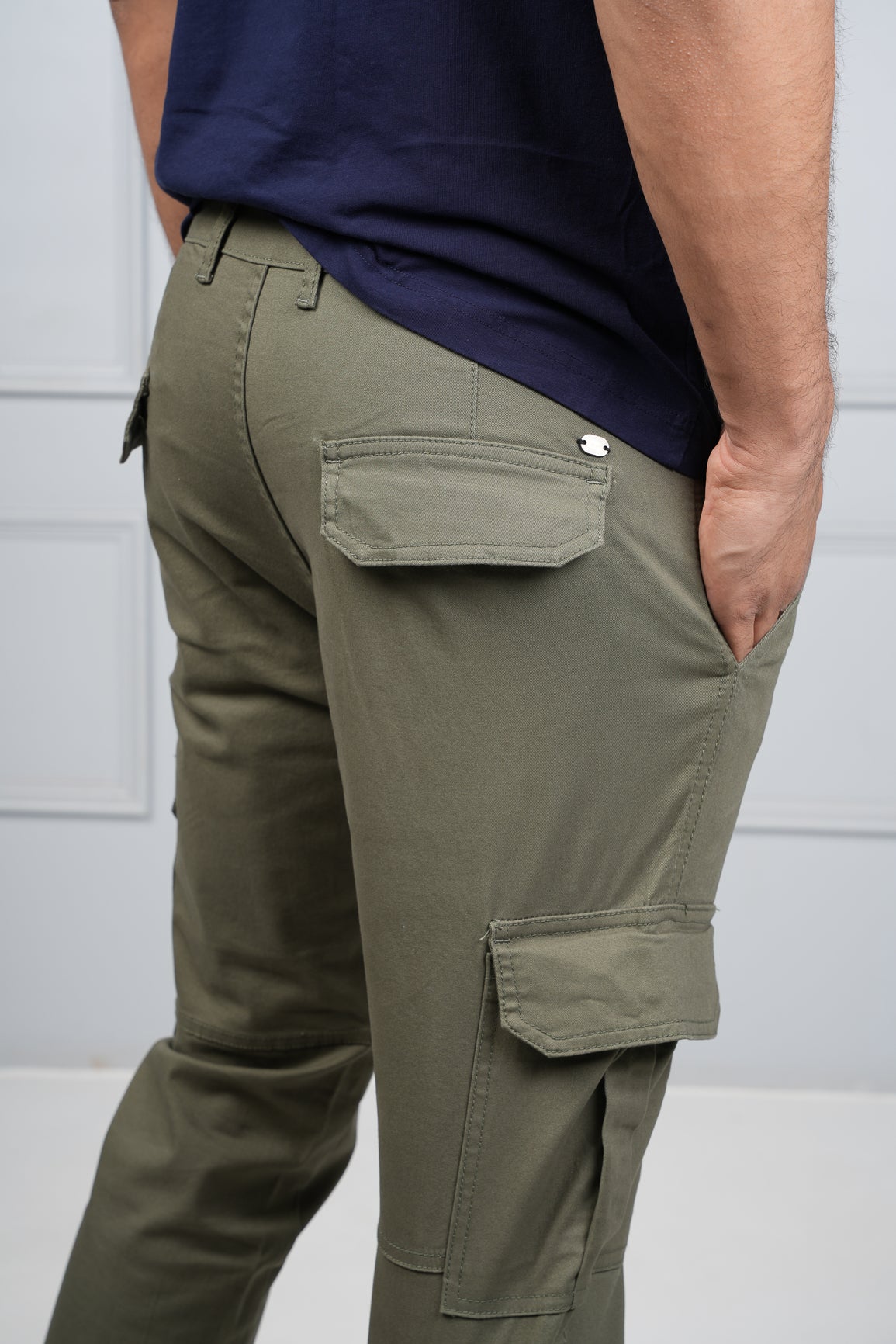 Essentials Cargo Pants - Military Green
