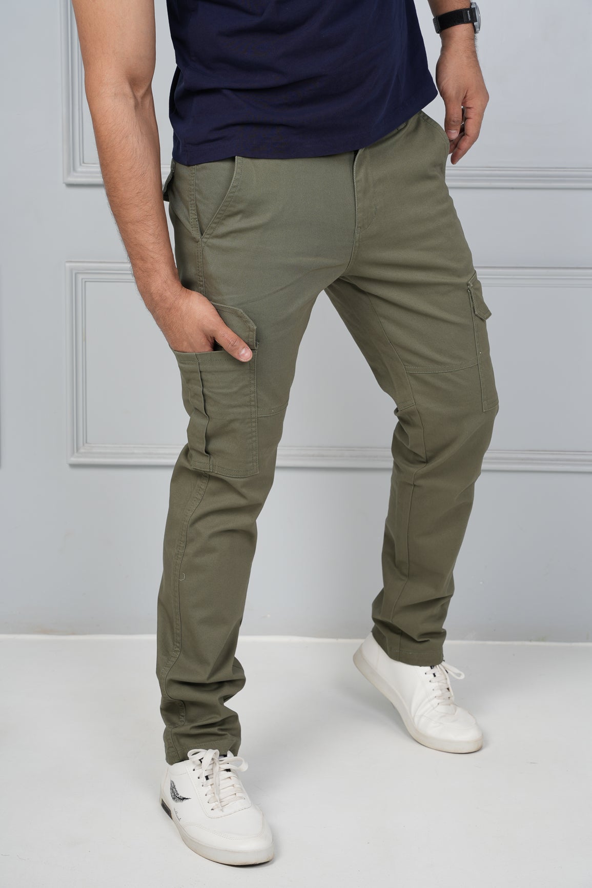 Essentials Cargo Pants - Military Green