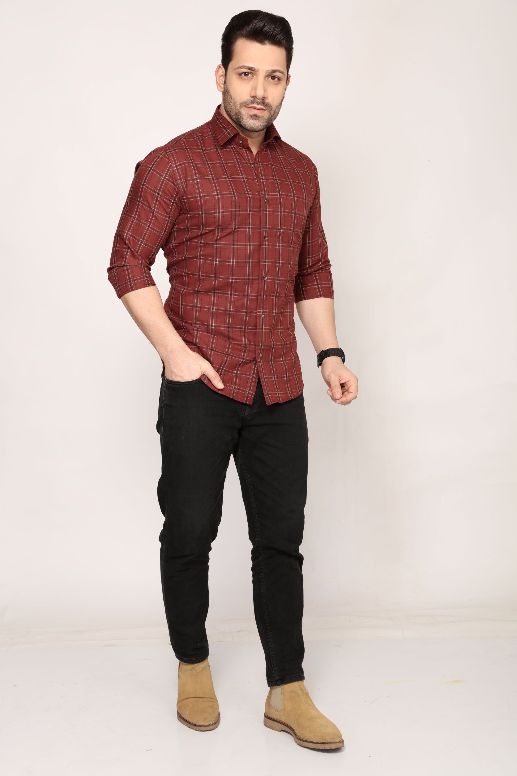 Newcastle - Checkered slim fit shirt - John Watson